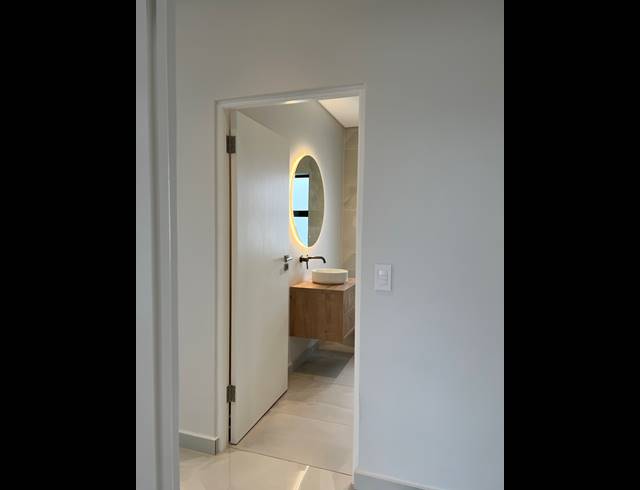 3 BEDROOM HOUSE FOR SALE IN SANDOWN